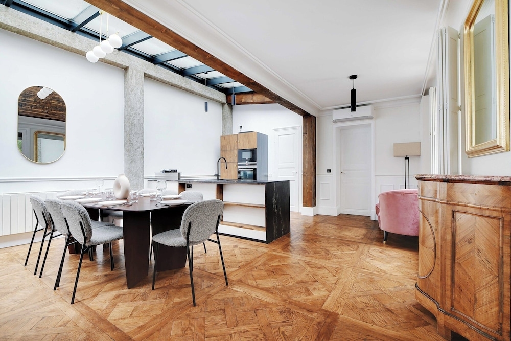 Foto de Exceptional Apartment - 3br/8p - Val-de-grace