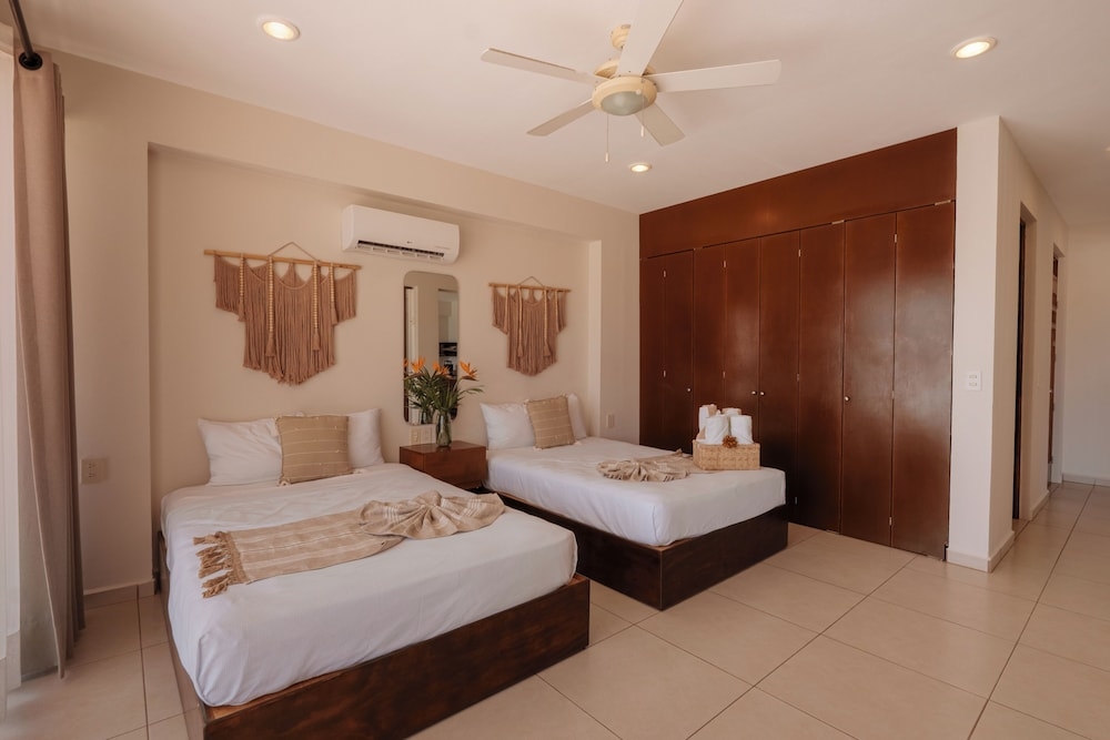 Foto de La Playa Suites