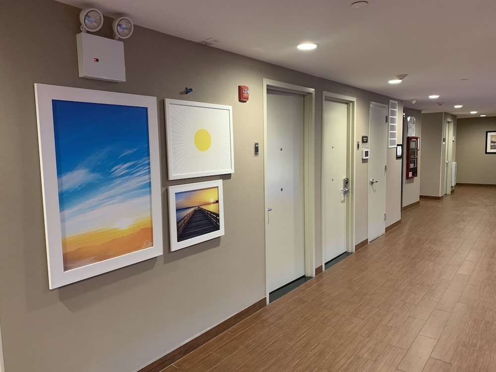 Foto de Days Inn by Wyndham Brooklyn Borough Park