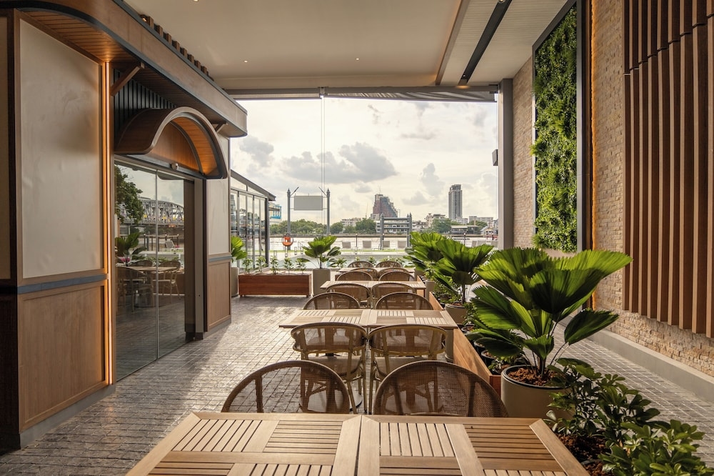 Foto de GLOW Bangkok Riverside